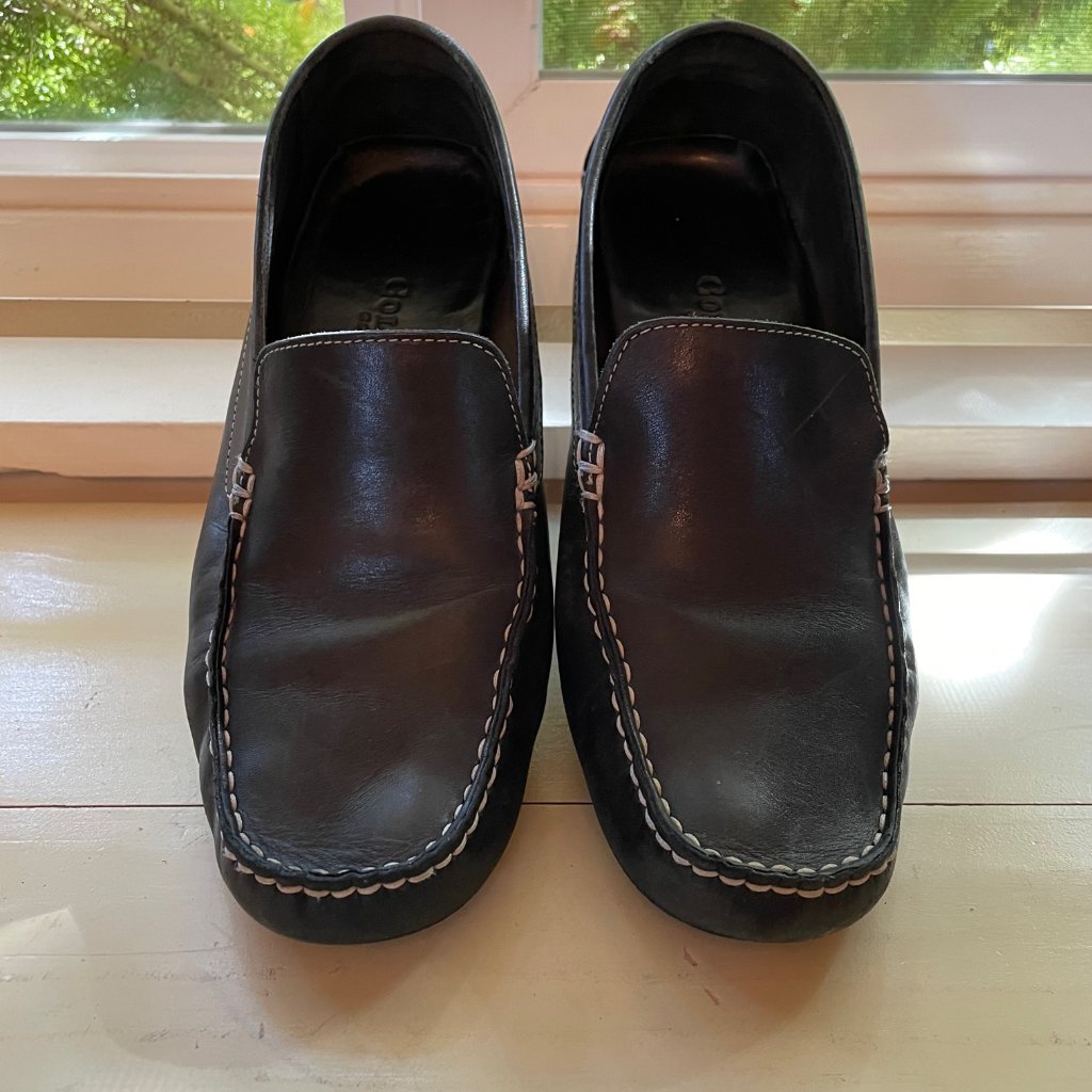 Cole Haan Black Leather Square Toe Women's Loafers / Slip-On Shoes 7 1/2 B
